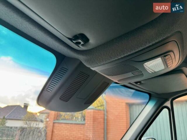 Белый Мерседес Sprinter, объемом двигателя 2.2 л и пробегом 192 тыс. км за 29300 $, фото 34 на Automoto.ua