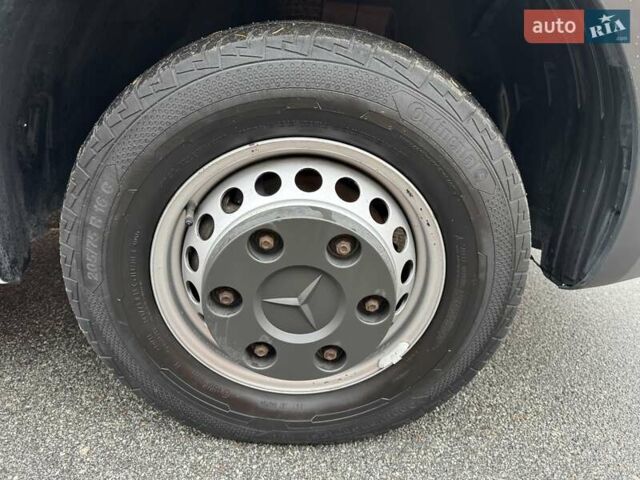 Белый Мерседес Sprinter, объемом двигателя 2.2 л и пробегом 192 тыс. км за 29300 $, фото 10 на Automoto.ua