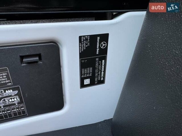 Белый Мерседес Sprinter, объемом двигателя 2.2 л и пробегом 192 тыс. км за 29300 $, фото 28 на Automoto.ua