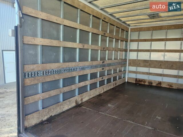 Белый Мерседес Sprinter, объемом двигателя 2 л и пробегом 300 тыс. км за 24700 $, фото 13 на Automoto.ua