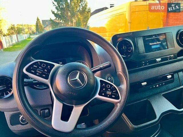Белый Мерседес Sprinter, объемом двигателя 2.2 л и пробегом 270 тыс. км за 32299 $, фото 14 на Automoto.ua