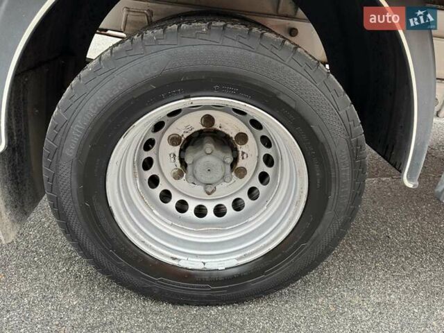 Белый Мерседес Sprinter, объемом двигателя 2.2 л и пробегом 192 тыс. км за 29300 $, фото 12 на Automoto.ua