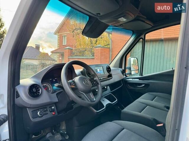 Белый Мерседес Sprinter, объемом двигателя 2.2 л и пробегом 192 тыс. км за 29300 $, фото 26 на Automoto.ua