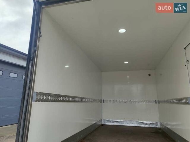 Белый Мерседес Sprinter, объемом двигателя 2.1 л и пробегом 300 тыс. км за 24900 $, фото 24 на Automoto.ua