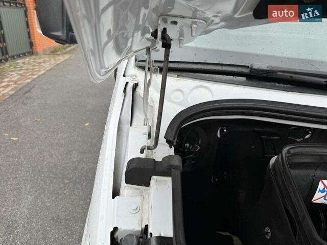 Белый Мерседес Sprinter, объемом двигателя 2.2 л и пробегом 192 тыс. км за 29300 $, фото 23 на Automoto.ua