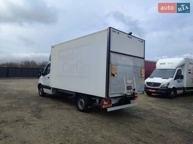 Белый Мерседес Sprinter, объемом двигателя 2.1 л и пробегом 300 тыс. км за 24900 $, фото 7 на Automoto.ua