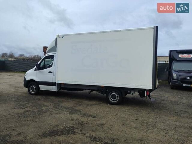 Белый Мерседес Sprinter, объемом двигателя 2.1 л и пробегом 300 тыс. км за 24900 $, фото 8 на Automoto.ua