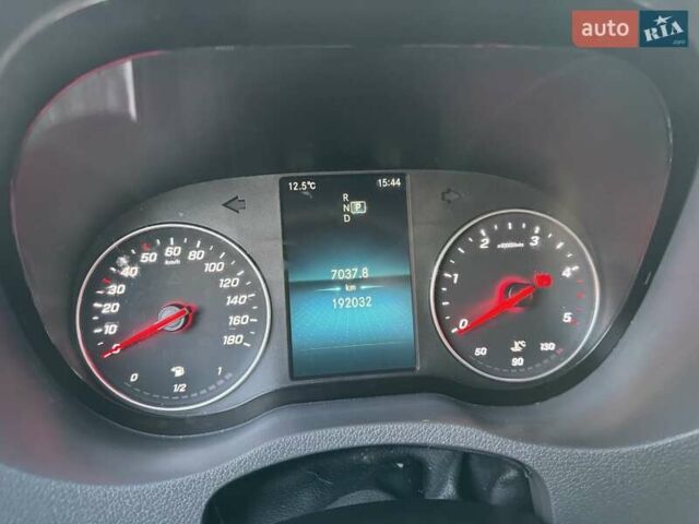 Белый Мерседес Sprinter, объемом двигателя 2.2 л и пробегом 192 тыс. км за 29300 $, фото 31 на Automoto.ua