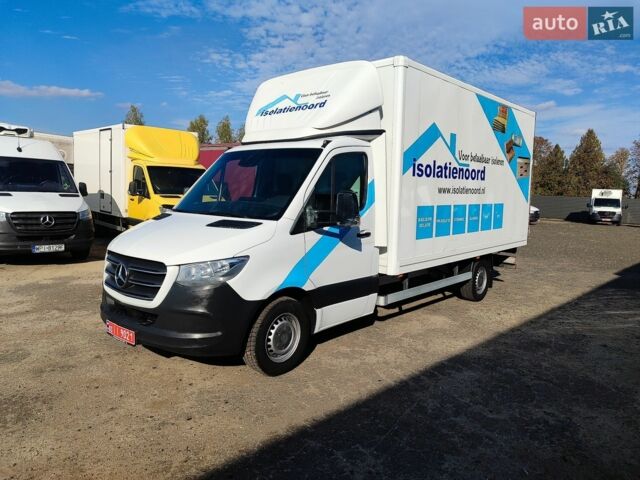 Белый Мерседес Sprinter, объемом двигателя 2 л и пробегом 300 тыс. км за 24700 $, фото 3 на Automoto.ua