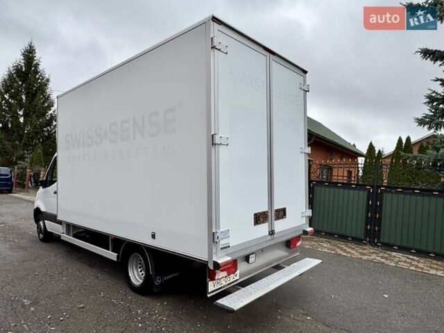 Белый Мерседес Sprinter, объемом двигателя 2.2 л и пробегом 192 тыс. км за 29300 $, фото 4 на Automoto.ua
