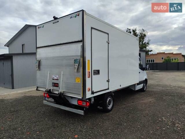 Белый Мерседес Sprinter, объемом двигателя 2.1 л и пробегом 300 тыс. км за 26800 $, фото 9 на Automoto.ua