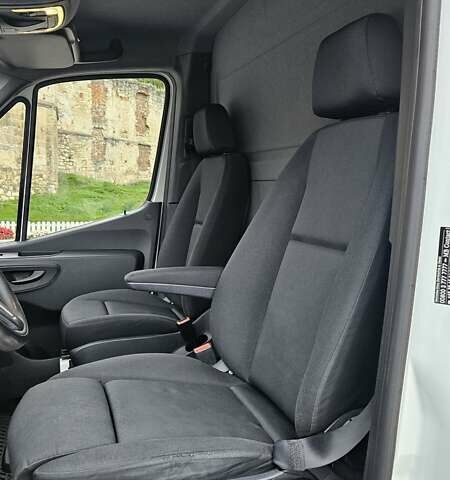 Белый Мерседес Sprinter, объемом двигателя 2 л и пробегом 288 тыс. км за 25900 $, фото 48 на Automoto.ua