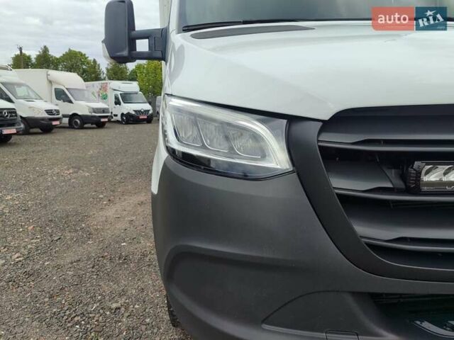 Белый Мерседес Sprinter, объемом двигателя 2.1 л и пробегом 300 тыс. км за 26800 $, фото 14 на Automoto.ua