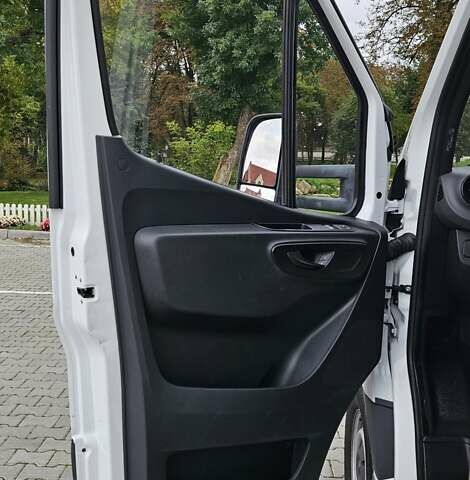 Белый Мерседес Sprinter, объемом двигателя 2 л и пробегом 288 тыс. км за 25900 $, фото 30 на Automoto.ua