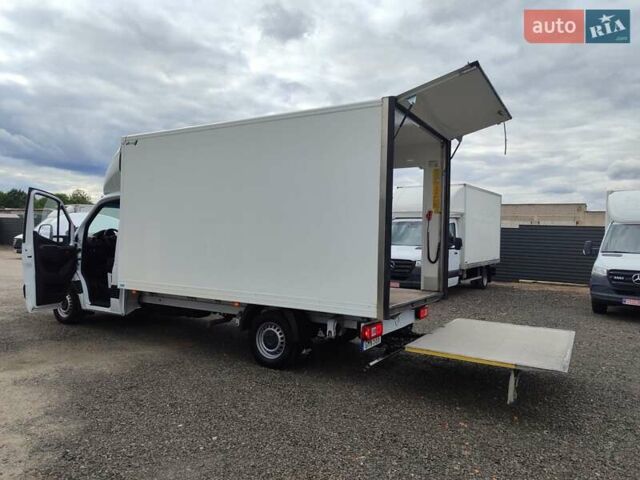 Белый Мерседес Sprinter, объемом двигателя 2.1 л и пробегом 300 тыс. км за 26800 $, фото 19 на Automoto.ua