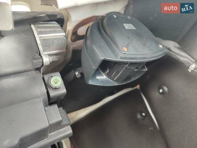 Белый Мерседес Sprinter, объемом двигателя 2.1 л и пробегом 300 тыс. км за 26800 $, фото 37 на Automoto.ua