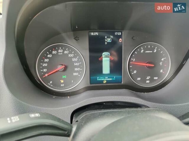 Белый Мерседес Sprinter, объемом двигателя 2.1 л и пробегом 300 тыс. км за 26800 $, фото 32 на Automoto.ua