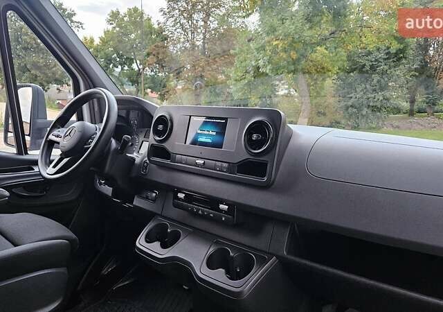 Белый Мерседес Sprinter, объемом двигателя 2 л и пробегом 288 тыс. км за 25900 $, фото 29 на Automoto.ua