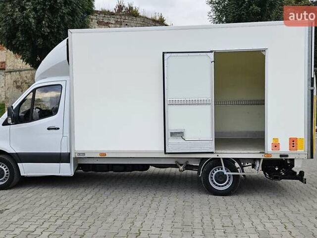 Белый Мерседес Sprinter, объемом двигателя 2 л и пробегом 288 тыс. км за 25900 $, фото 6 на Automoto.ua