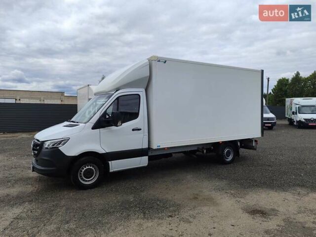 Белый Мерседес Sprinter, объемом двигателя 2.1 л и пробегом 300 тыс. км за 26800 $, фото 5 на Automoto.ua
