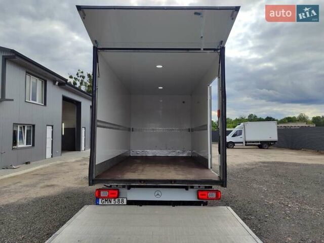 Белый Мерседес Sprinter, объемом двигателя 2.1 л и пробегом 300 тыс. км за 26800 $, фото 21 на Automoto.ua