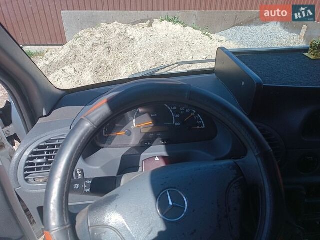 Білий Мерседес Sprinter, об'ємом двигуна 2.1 л та пробігом 634 тис. км за 9000 $, фото 9 на Automoto.ua