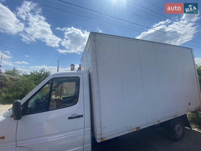 Білий Мерседес Sprinter, об'ємом двигуна 2.69 л та пробігом 385 тис. км за 7000 $, фото 5 на Automoto.ua
