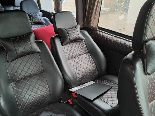 Белый Мерседес Sprinter, объемом двигателя 0 л и пробегом 178 тыс. км за 5000 $, фото 2 на Automoto.ua