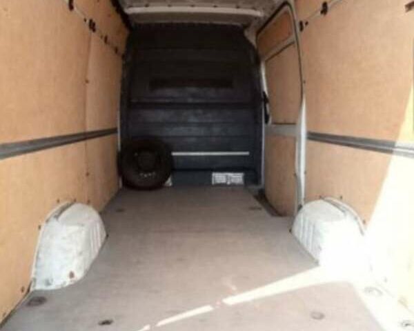 Белый Мерседес Sprinter, объемом двигателя 2.14 л и пробегом 324 тыс. км за 12000 $, фото 4 на Automoto.ua