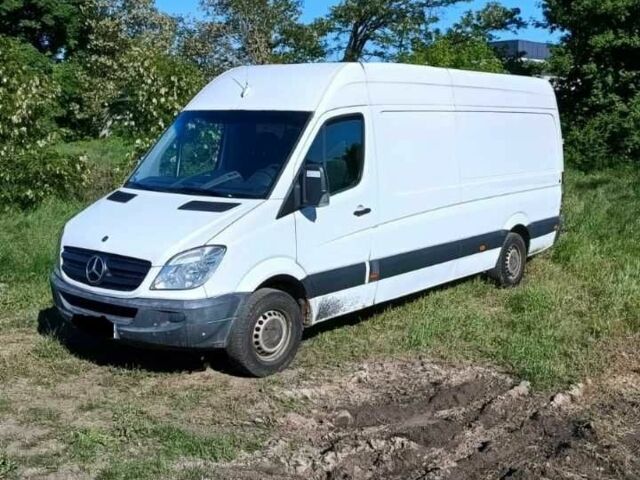 Білий Мерседес Sprinter, об'ємом двигуна 2 л та пробігом 328 тис. км за 5500 $, фото 2 на Automoto.ua