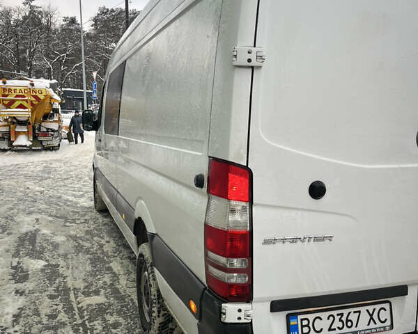 Білий Мерседес Sprinter, об'ємом двигуна 2.14 л та пробігом 269 тис. км за 25900 $, фото 7 на Automoto.ua