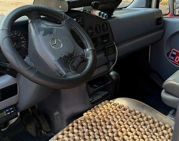 Білий Мерседес Sprinter, об'ємом двигуна 2.87 л та пробігом 400 тис. км за 11500 $, фото 7 на Automoto.ua