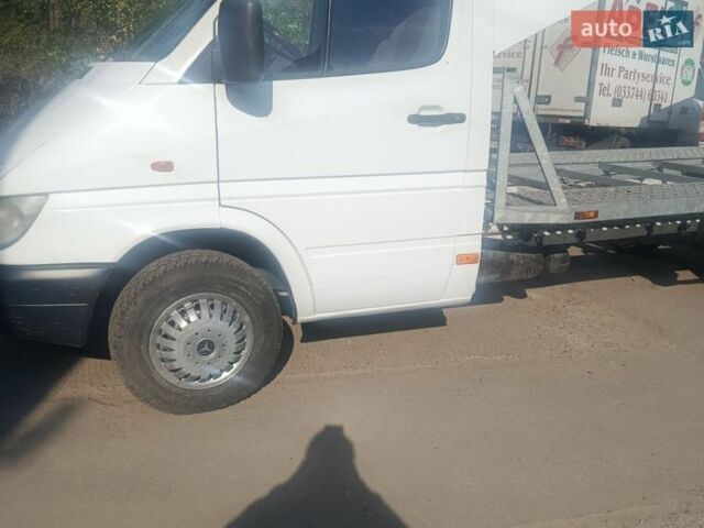 Белый Мерседес Sprinter, объемом двигателя 2.15 л и пробегом 2 тыс. км за 11000 $, фото 1 на Automoto.ua