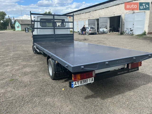 Белый Мерседес Sprinter, объемом двигателя 2.7 л и пробегом 147 тыс. км за 17800 $, фото 7 на Automoto.ua