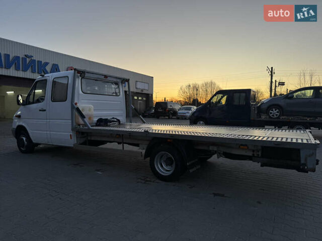 Белый Мерседес Sprinter, объемом двигателя 2.15 л и пробегом 330 тыс. км за 12900 $, фото 9 на Automoto.ua