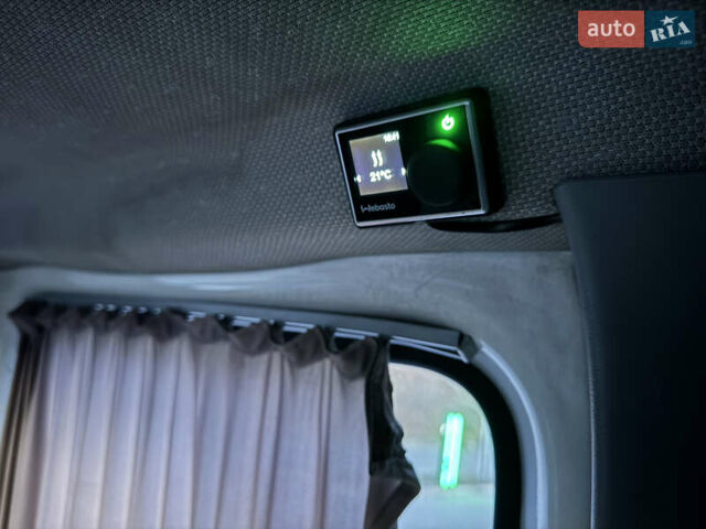 Белый Мерседес Sprinter, объемом двигателя 2.15 л и пробегом 330 тыс. км за 12900 $, фото 22 на Automoto.ua