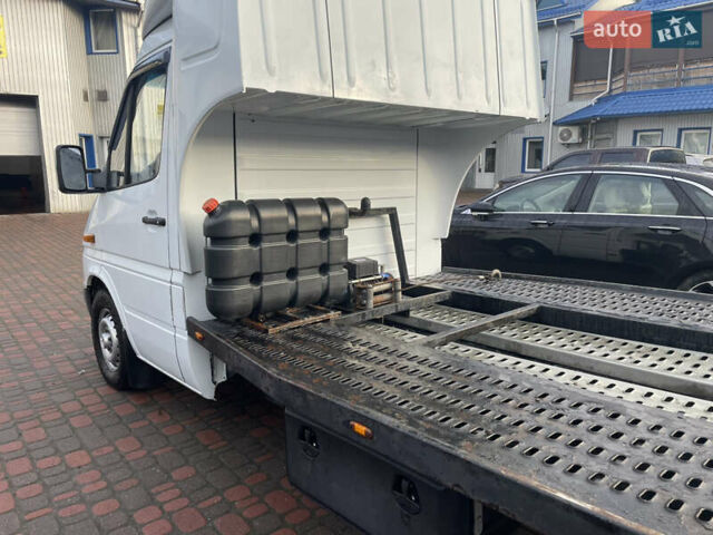 Белый Мерседес Sprinter, объемом двигателя 2.69 л и пробегом 30 тыс. км за 12300 $, фото 6 на Automoto.ua