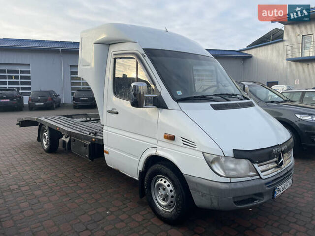 Белый Мерседес Sprinter, объемом двигателя 2.69 л и пробегом 30 тыс. км за 12300 $, фото 2 на Automoto.ua