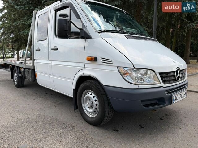 Білий Мерседес Sprinter, об'ємом двигуна 2.15 л та пробігом 447 тис. км за 12999 $, фото 1 на Automoto.ua
