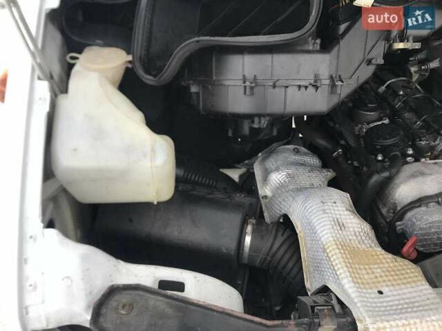 Білий Мерседес Sprinter, об'ємом двигуна 2.69 л та пробігом 430 тис. км за 18900 $, фото 31 на Automoto.ua