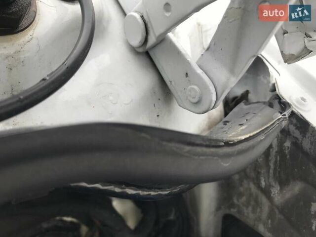 Білий Мерседес Sprinter, об'ємом двигуна 2.69 л та пробігом 430 тис. км за 18900 $, фото 34 на Automoto.ua