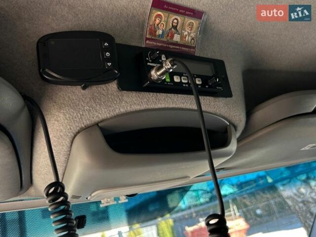 Белый Мерседес Sprinter, объемом двигателя 2.99 л и пробегом 550 тыс. км за 20000 $, фото 18 на Automoto.ua