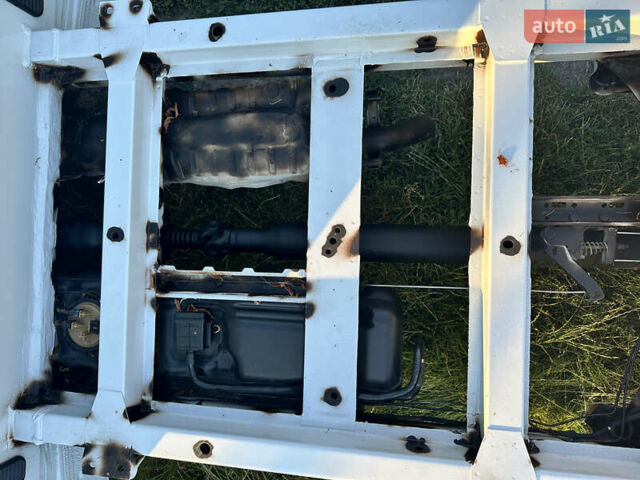 Белый Мерседес Sprinter, объемом двигателя 2.14 л и пробегом 270 тыс. км за 22700 $, фото 7 на Automoto.ua