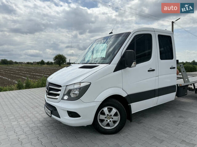 Белый Мерседес Sprinter, объемом двигателя 3.23 л и пробегом 470 тыс. км за 27800 $, фото 117 на Automoto.ua