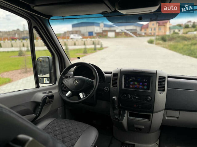 Белый Мерседес Sprinter, объемом двигателя 3.23 л и пробегом 470 тыс. км за 27800 $, фото 68 на Automoto.ua