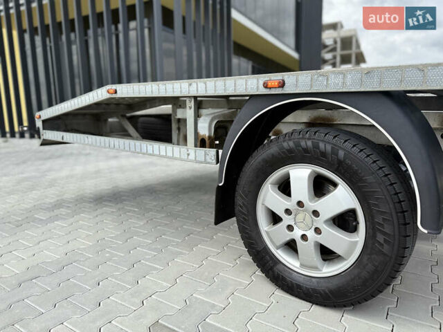 Белый Мерседес Sprinter, объемом двигателя 3.23 л и пробегом 470 тыс. км за 27800 $, фото 91 на Automoto.ua