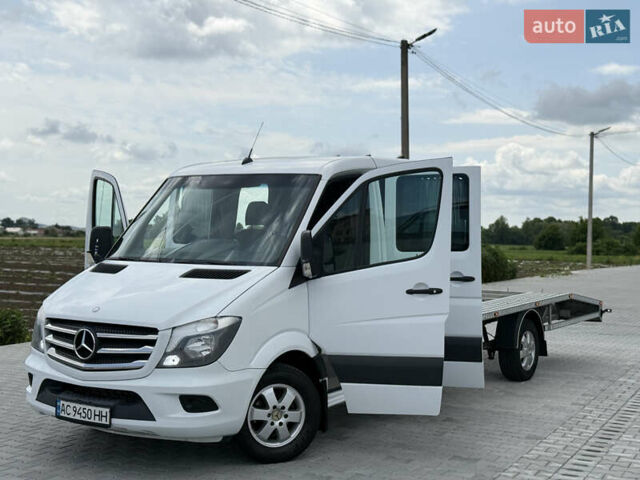 Белый Мерседес Sprinter, объемом двигателя 3.23 л и пробегом 470 тыс. км за 27800 $, фото 143 на Automoto.ua
