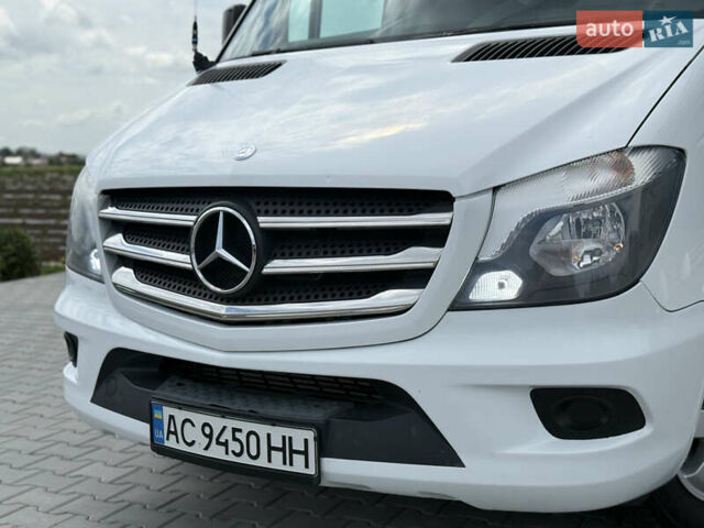 Белый Мерседес Sprinter, объемом двигателя 3.23 л и пробегом 470 тыс. км за 27800 $, фото 120 на Automoto.ua