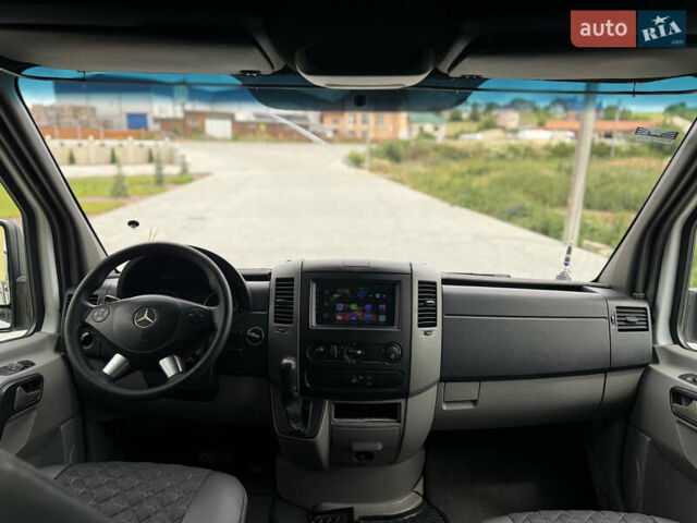 Белый Мерседес Sprinter, объемом двигателя 3.23 л и пробегом 470 тыс. км за 27800 $, фото 67 на Automoto.ua