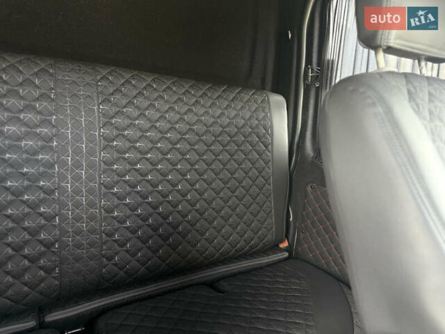 Белый Мерседес Sprinter, объемом двигателя 3.23 л и пробегом 470 тыс. км за 27800 $, фото 82 на Automoto.ua
